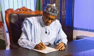 Buhari Signs Amended Bills That Mandate Tinubu, New Govs to Name Cabinet Within 60 Days