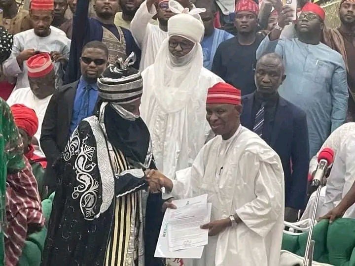 Sanusi Recieves Letter Of Reinstatement As Emir Of Kano