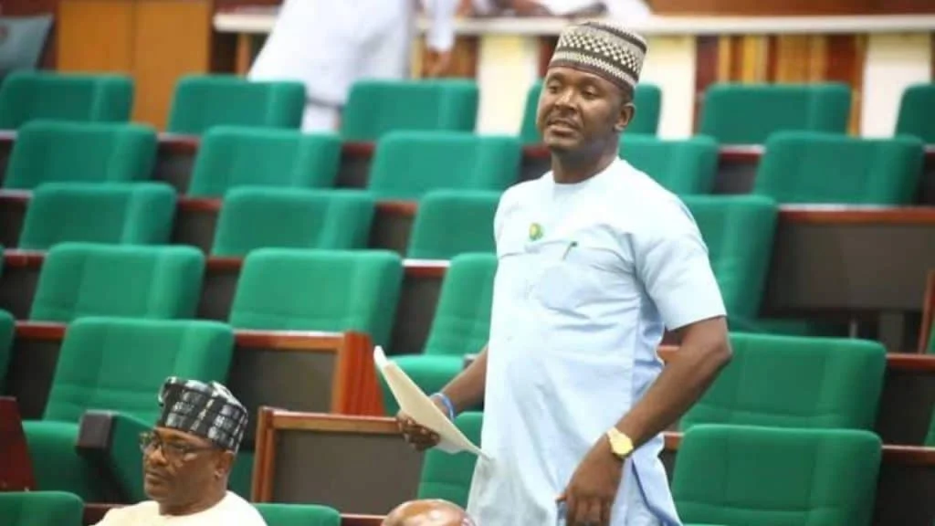 Minimum Wage: Lawmaker Identifies Businesses That Won’t Pay Workers N70,000