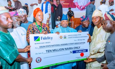 Gov Adeleke Presents Multi-Million Naira Cooperative Cheques To Osun Indigenes Associations In Abuja