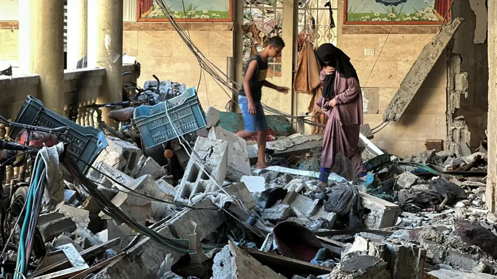 Israeli Shelling On Central Gaza School Kills 19 Palestinians