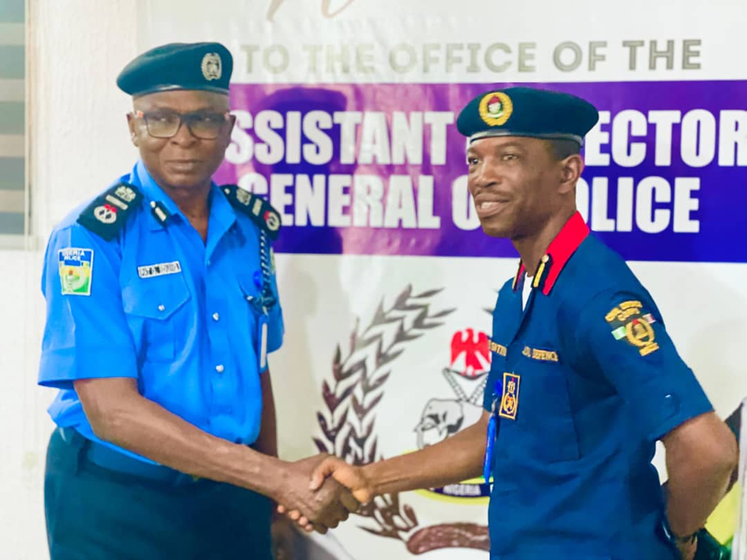 Osun NSCDC Boss Sotiyo, Visits AIG Zone 11, Osun Command Over Altercation Between Nscdc And Police