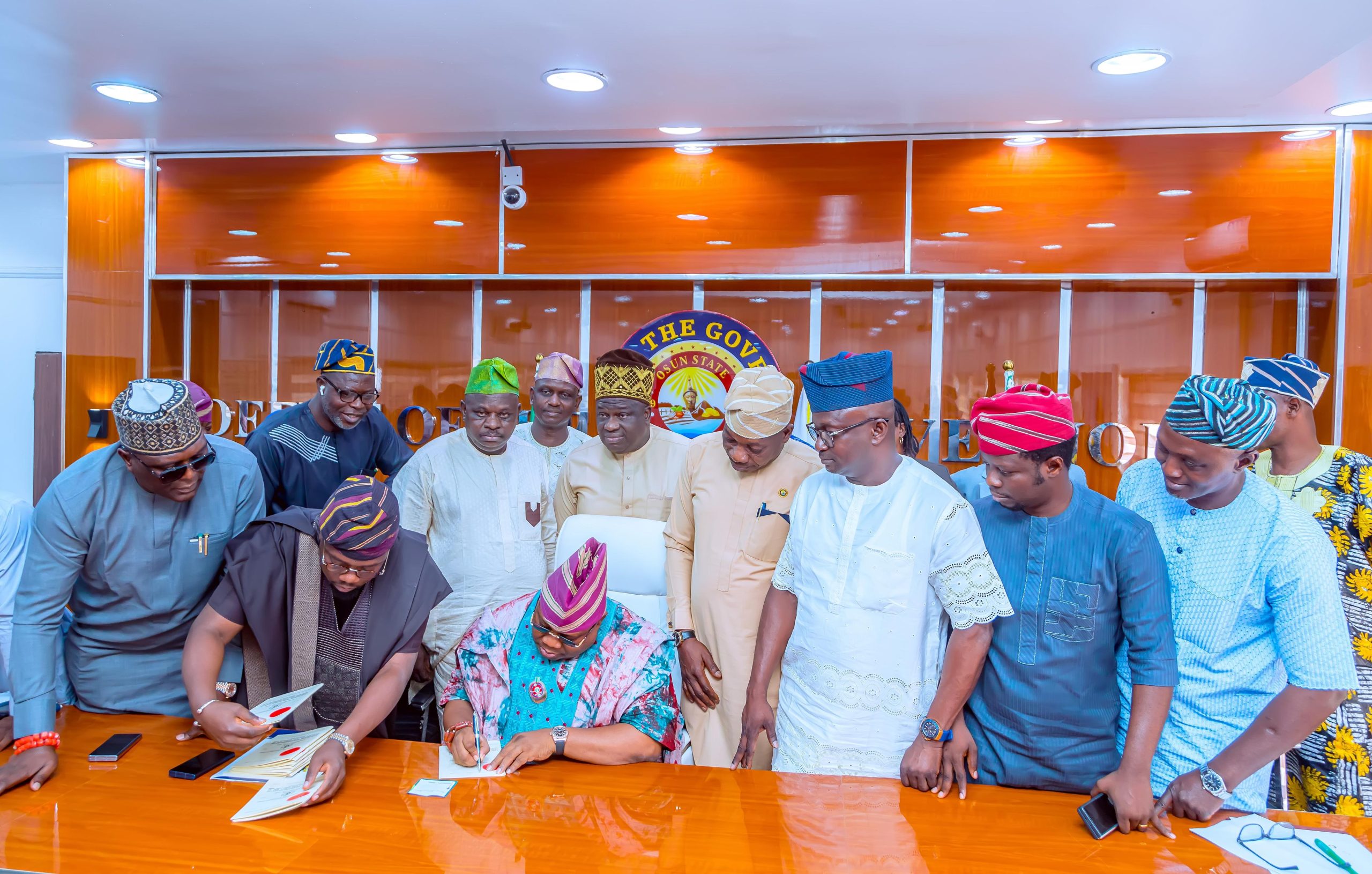 Gov Adeleke Signs Osun 2025 N427 Billion Budget