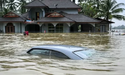 Malaysia Floods Kill 3, Displace Over 120,000