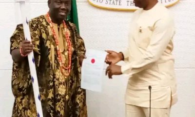 Breaking: Gov Makinde Presents Instruments Of Office To New Alaafin