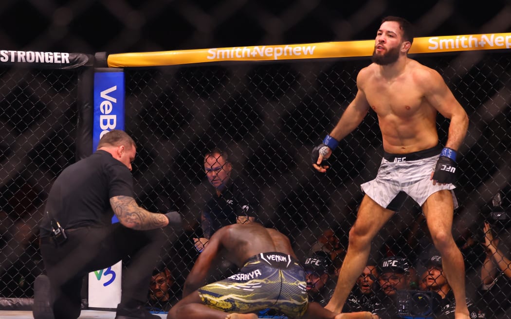 Nassourdine knocks Out Adesanya At UFC Fight Night In Saudi Arabia