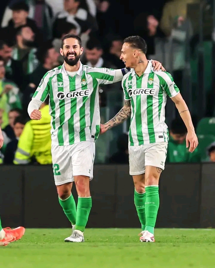 Isco Suggests Only Way To Sign Antony Permanently From Man Utd