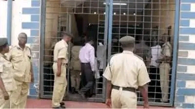 Prisoners flee As Osun Correctional Centre Wall Collapsed