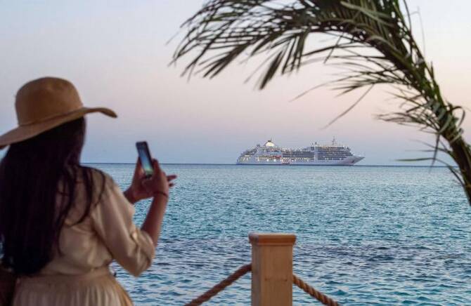 Source Speaks On Recent Media Reports Regarding Alcohol In Saudi Arabia